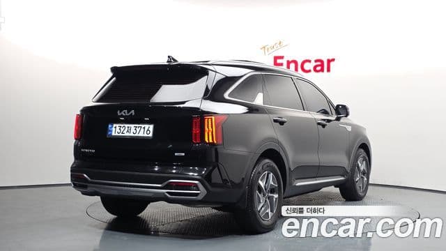 Kia Sorento 2023 — Şəkil 2/20