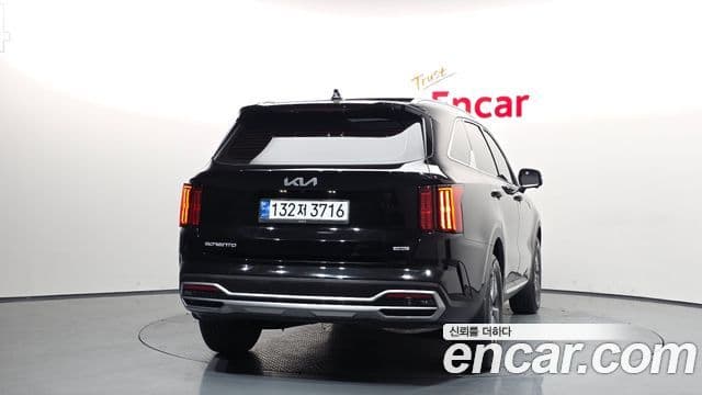Kia Sorento 2023 — Şəkil 4/20