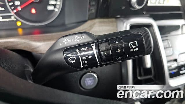 Kia Sorento 2021 — фото 18 из 20