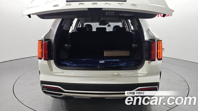 Kia Sorento 2021 — ფოტო 20/20
