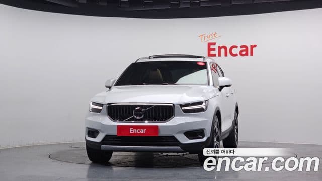 Volvo XC40 2019 — Şəkil 2/20