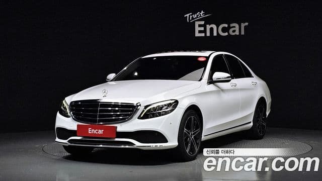 Mercedes-Benz C-Class 2019 — Şəkil 1/20