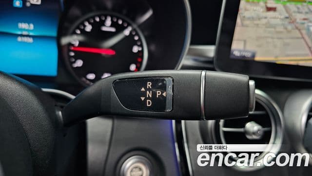 Mercedes-Benz C-Class 2019 — фото 9 из 20