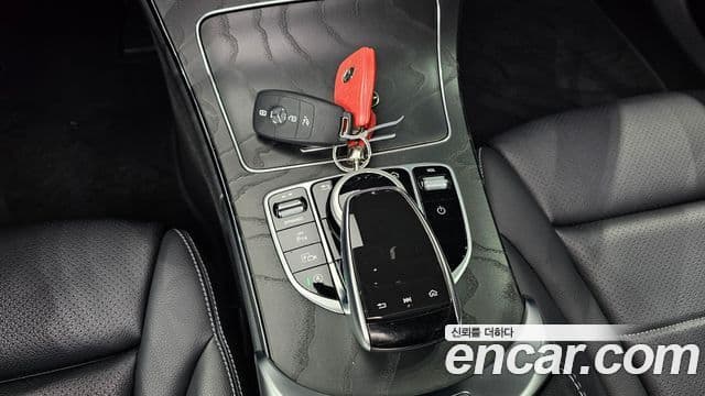 Mercedes-Benz C-Class 2019 — Şəkil 15/20