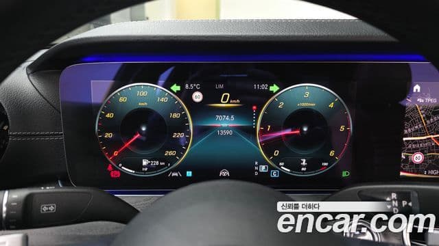 Mercedes-Benz E-Class 2020 — Şəkil 8/20