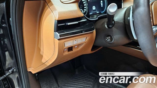 Genesis Electrified G80 2021 — фото 16 из 20