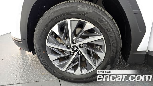 Hyundai The New Tucson 2022 — ფოტო 5/20