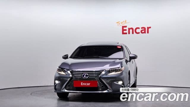 Lexus ES300h 2018 — Şəkil 2/20