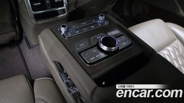 Kia The K9 2021 — ფოტო 18/20