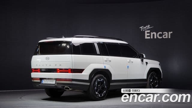 Hyundai Santa Fe 2023 — фото 2 из 20