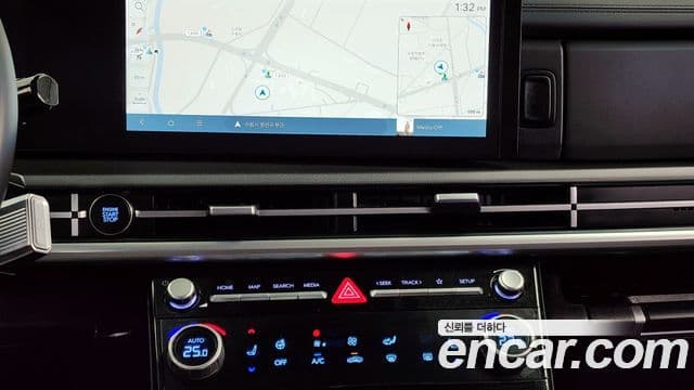 Hyundai Santa Fe 2023 — Şəkil 14/20