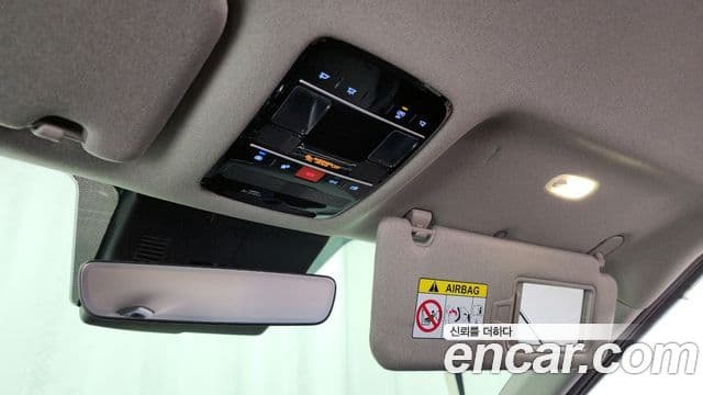 Hyundai Santa Fe 2023 — Şəkil 17/20
