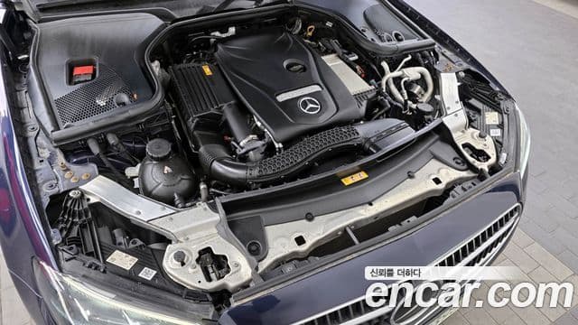 Mercedes-Benz E-Class 2021 — Şəkil 6/20