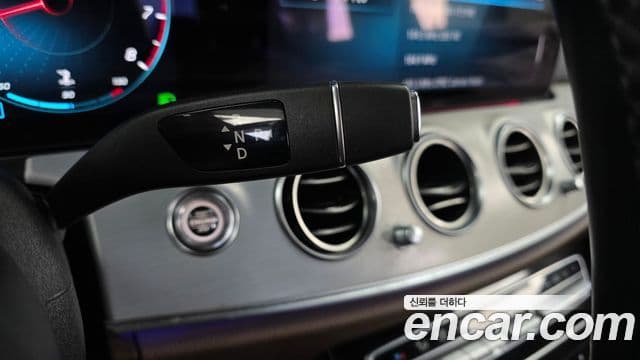 Mercedes-Benz E-Class 2021 — Şəkil 9/20