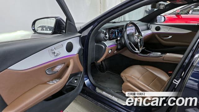 Mercedes-Benz E-Class 2021 — Şəkil 10/20