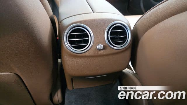 Mercedes-Benz E-Class 2021 — Şəkil 18/20