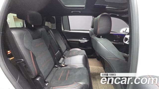 Mercedes-Benz GLB-Class 2021 — ფოტო 12/20