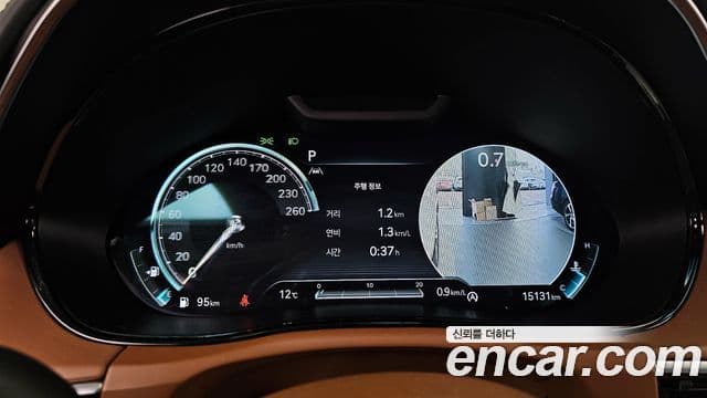 Genesis GV70 2022 — ფოტო 8/20