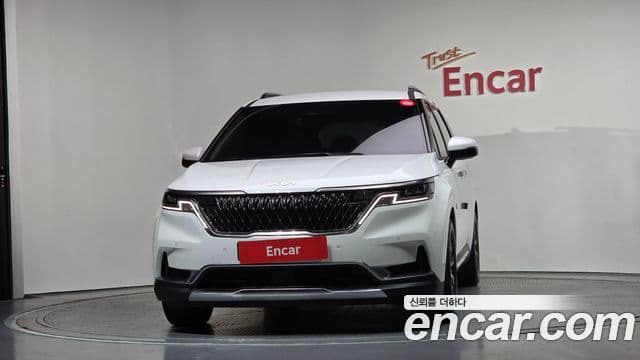 Kia Carnival 2022 — Фото 3/20