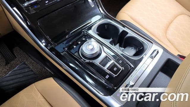 Kia Carnival 2022 — Фото 9/20