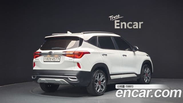 Kia Seltos 2020 — Şəkil 2/20
