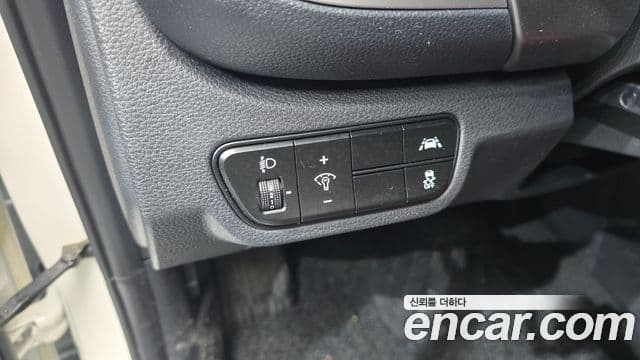 Kia Seltos 2020 — Şəkil 15/20