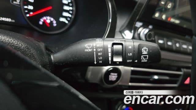 Kia Seltos 2020 — Şəkil 17/20