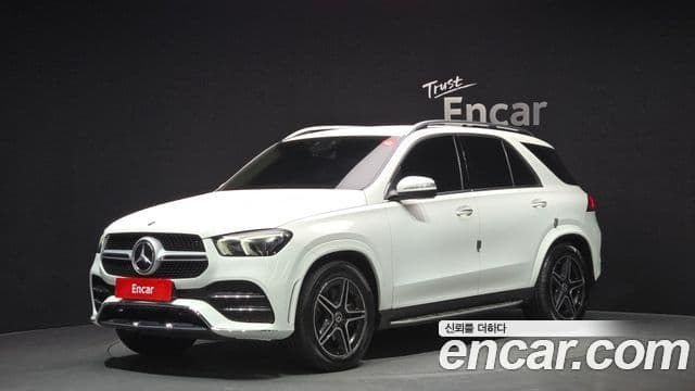 Mercedes-Benz GLE-Class 2019 — Photo 18/20