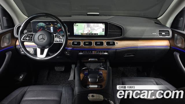 Mercedes-Benz GLE-Class 2019 — ფოტო 7/20