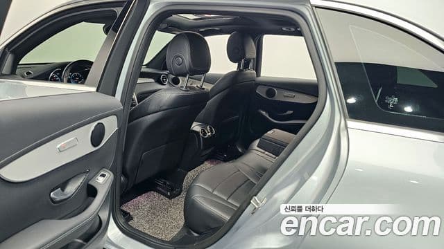 Mercedes-Benz GLC-Class 2022 — ფოტო 11/20