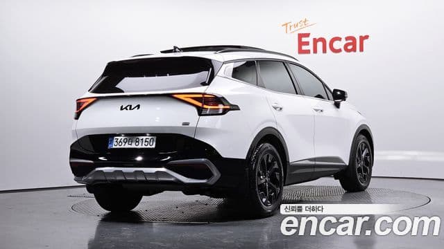 Kia Sportage 2022 — фото 1 из 20