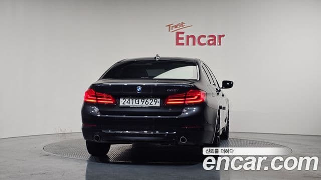 BMW 5 Series 2020 — Şəkil 4/20