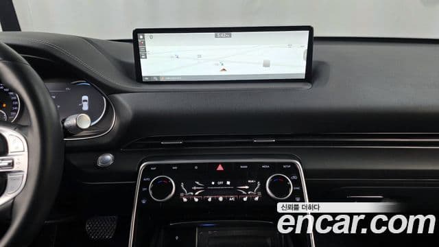 Genesis GV80 2021 — ფოტო 14/20