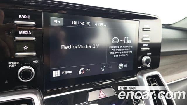 Kia Sorento 2021 — Şəkil 15/20