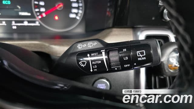 Kia Sorento 2021 — Şəkil 19/20