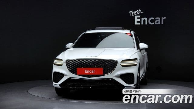 Genesis GV70 2023 — ფოტო 1/20