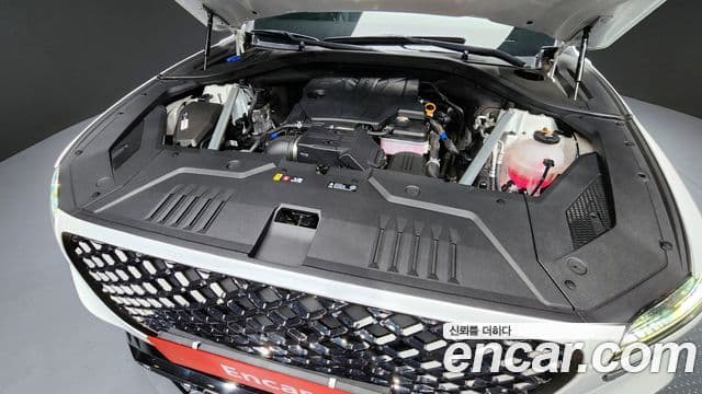 Genesis GV70 2023 — ფოტო 7/20