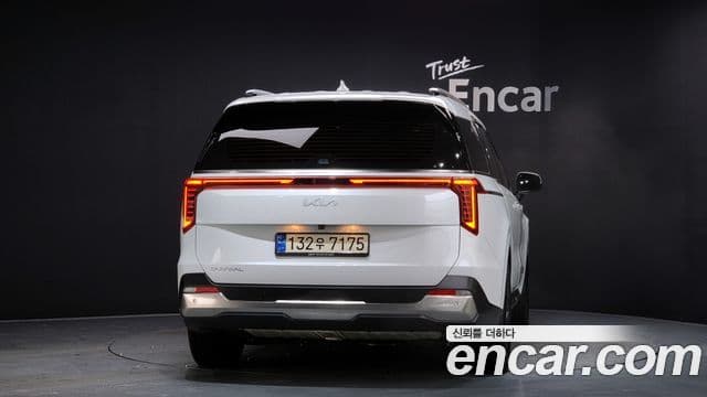 Kia Carnival 2024 — ფოტო 4/20