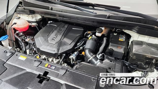 Kia Carnival 2024 — ფოტო 6/20