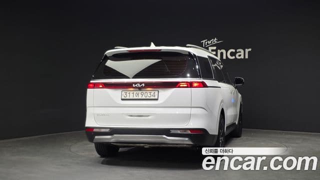 Kia Carnival 2023 — Şəkil 4/20