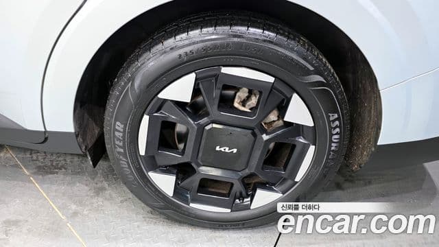 Kia Carnival 2023 — Фото 5/20