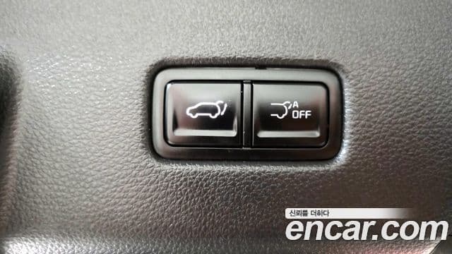 Kia Carnival 2023 — Фото 20/20