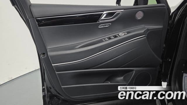 Genesis GV80 2024 — ფოტო 18/20