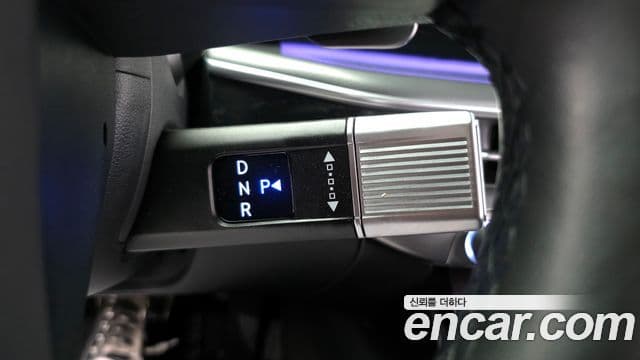 Hyundai Grandeur 2023 — ფოტო 9/20