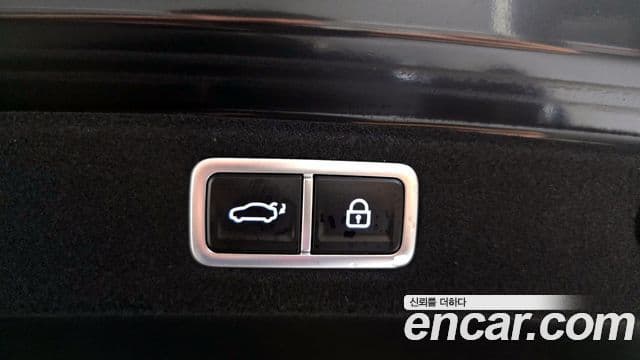 Hyundai Grandeur 2023 — ფოტო 20/20