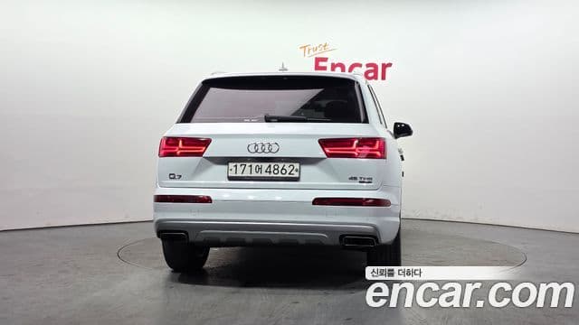 Audi Q7 2019 — Şəkil 4/20