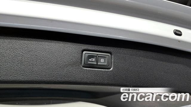 Audi Q7 2019 — Şəkil 20/20