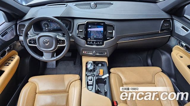 Volvo XC90 2021 — ფოტო 7/20