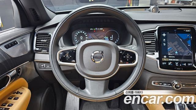 Volvo XC90 2021 — фото 13 из 20