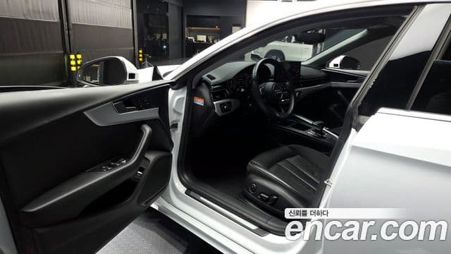 Audi A5 2021 — ფოტო 10/20